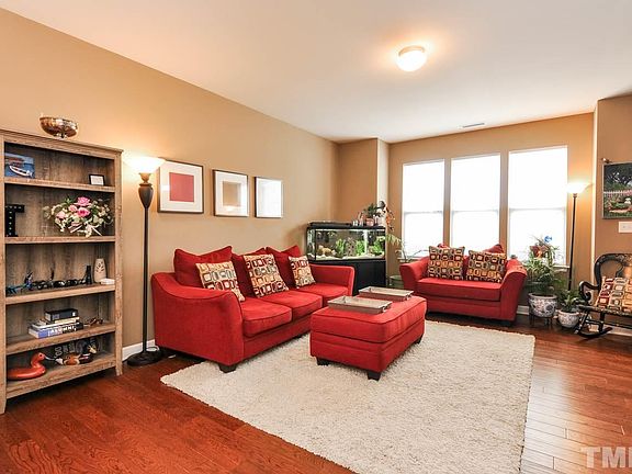 2nd image of 755 Blossom Grove Dr