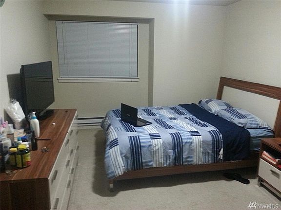 5th image of 10605 SE 261st Pl APT D202