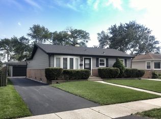 539 W Moreland Ave, Addison, IL 60101