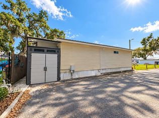 2704 Muddy Creek Ln, Ruskin, FL 33570