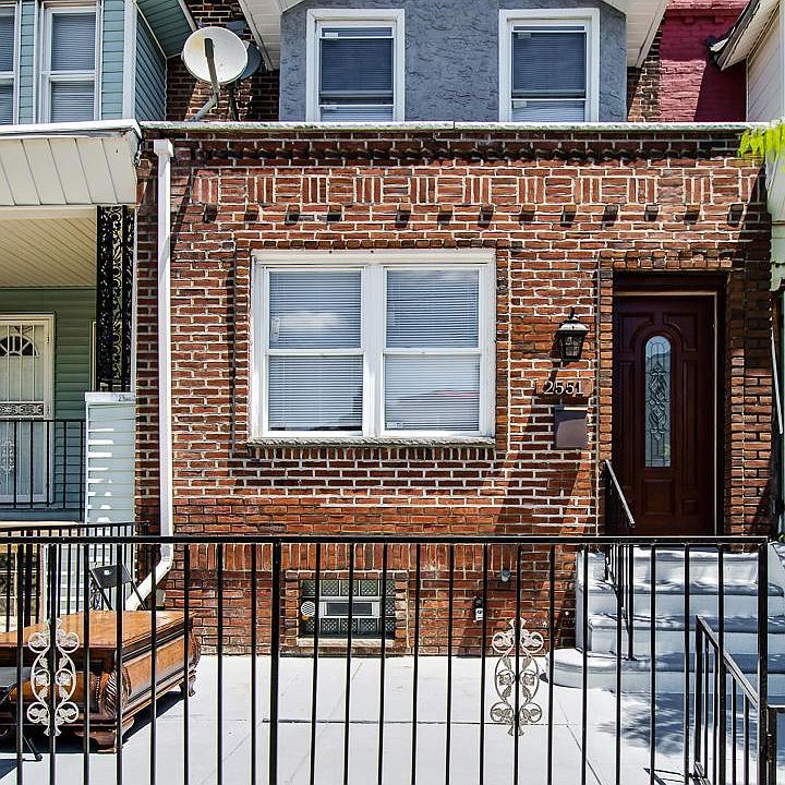 1st image of 2551 S Stetler St