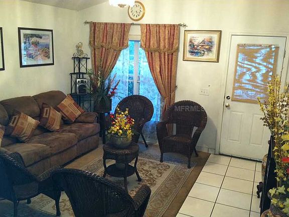 5th image of 9791 Hollyhill Dr