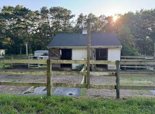 9 Sherbrooke Dr FLOOR 1, Smithtown, NY 11787