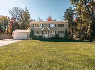 2530 Hall Rd, Lancaster, NY 14086