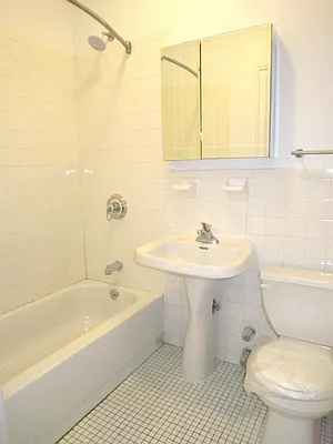 Rented by City Connections Realty | media 41