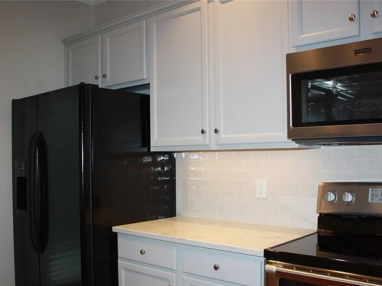 4515 Craigmoss Ln — Photo 3