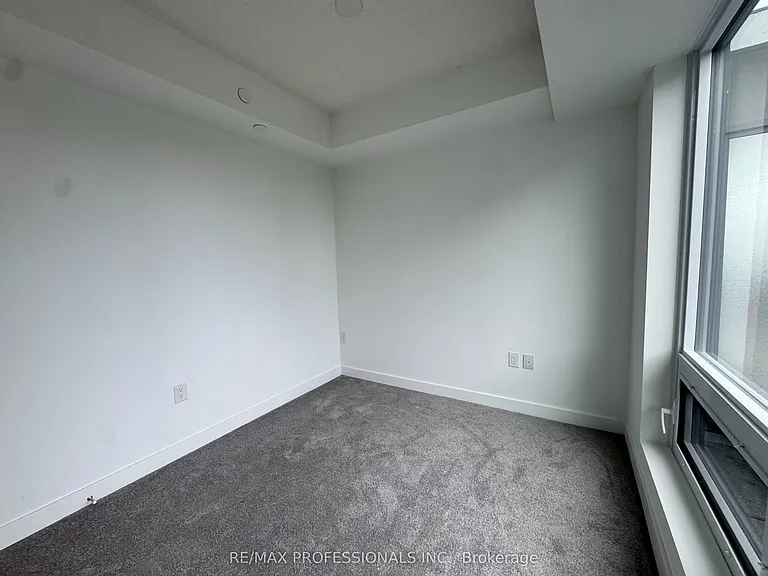 4010 Eglinton Ave W #502 — Photo 13