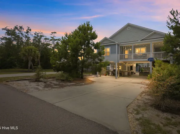 147 NW 11th Street, Oak Island, NC 28465
