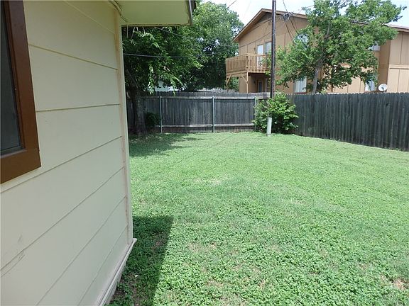 3rd image of 1501 Villa Cv #A