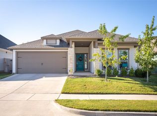611 Phillips Ct, Mansfield, TX 76063