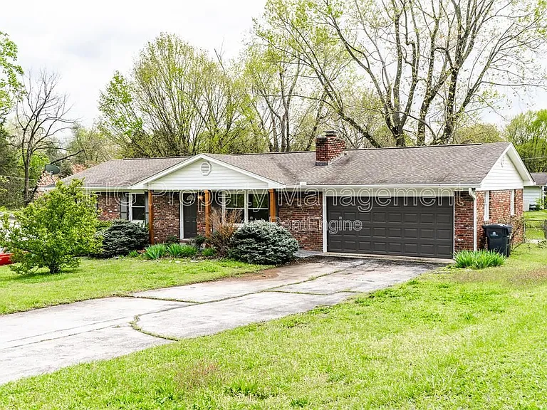 4200 Crestfield Rd — Photo 1