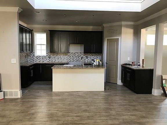 3rd image of 5114 W Longbow Dr