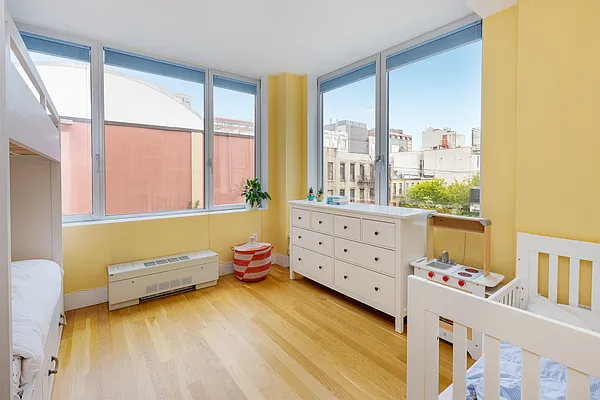 Rented by Compass | media 32