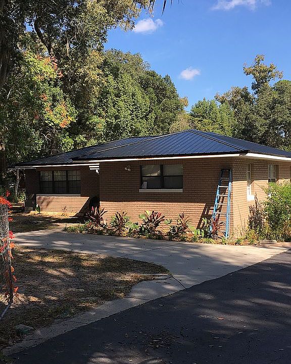 2nd image of 1503 NE 15th Ave