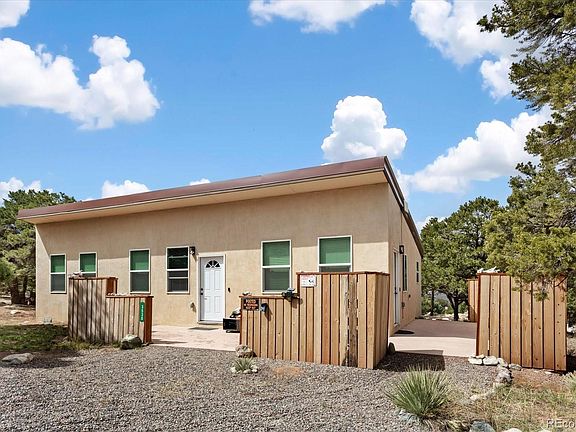 2nd image of 3538 Camino Del Rey
