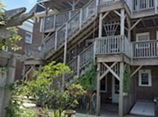 842 Nantasket Ave APT 5, Hull, MA 02045
