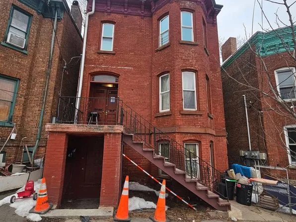 52 Benkard Ave, Newburgh, NY