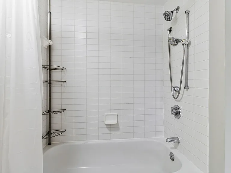 1000 New Jersey Ave SE #916 — Photo 5