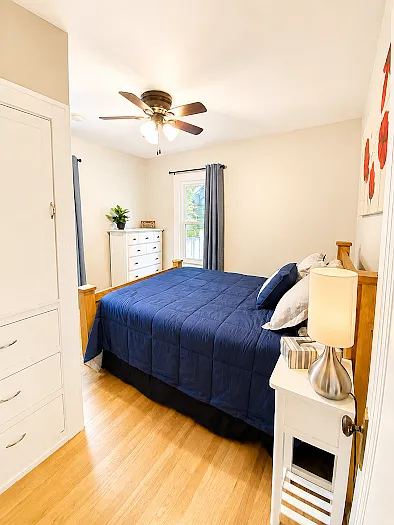 110 Elmwood St NE — Photo 3