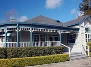 92 Mariners Cir, San Rafael, CA 94903