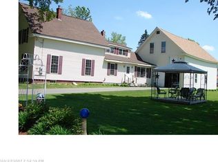 51 Grove St, Newport, ME 04953