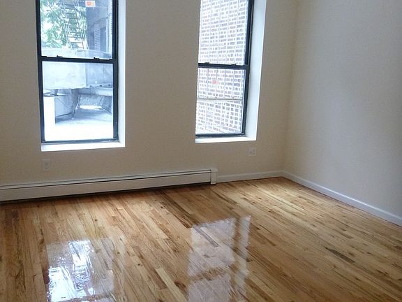5th image of 2256 3rd Ave Ste 2