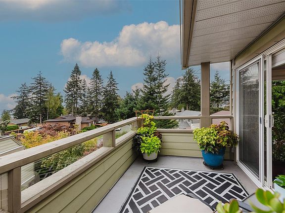 4th image of 2250 Manor Pl #306