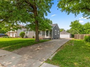 605 SW Southlawn Cir, Ankeny, IA 50023