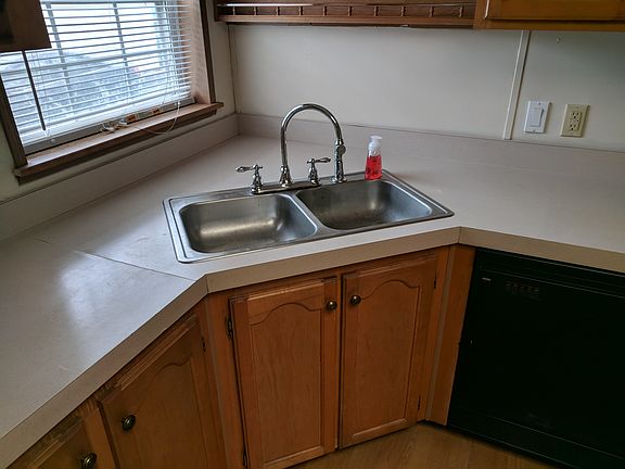 4th image of 220 Maple Ln Lot 127