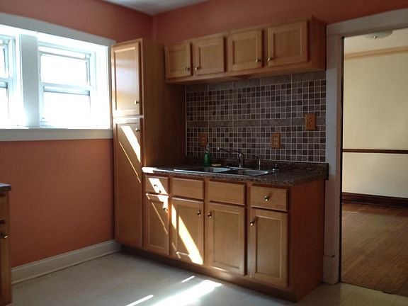 3rd image of 11221 S Washtenaw Avenue # Fl 1ST