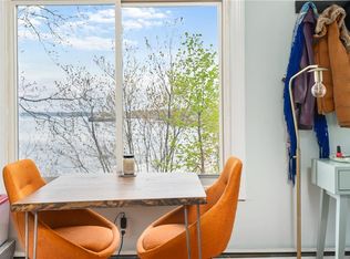 121 Maple Ave, Riverside, RI 02915