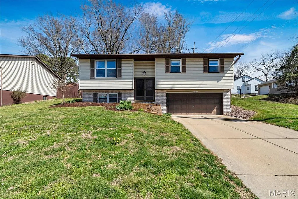 1500 Valley Forge Dr photo 1