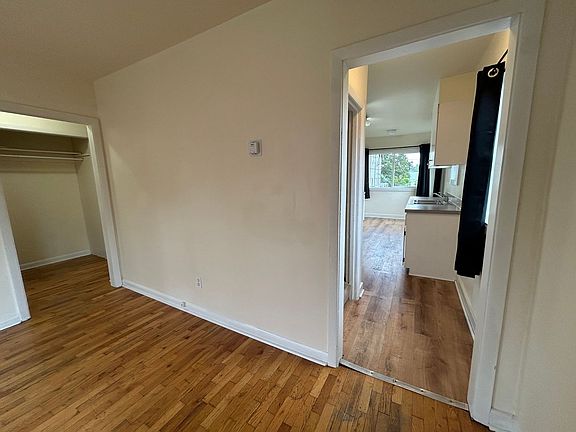 4th image of 3414-3418 SE Vineyard Rd #3416
