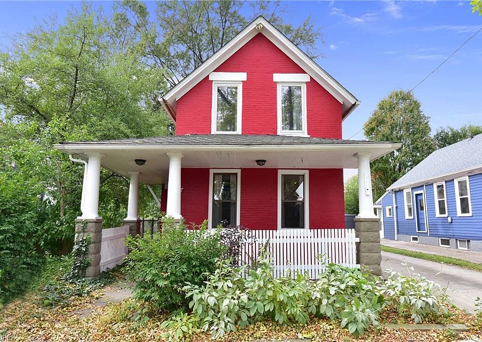 1st image of 1840 W 50th St