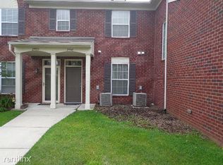 29941 Foxrun Cir, Warren, MI 48092