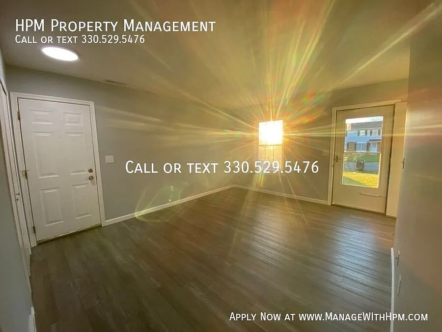 3 bed, 1.0 bath, $1,250 — Photo 4
