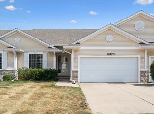 6023 NW 49th St, Johnston, IA 50131