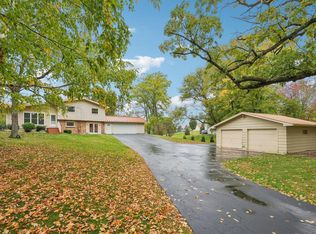 N7427 Hillendale PARKWAY, Beaver Dam, WI 53916