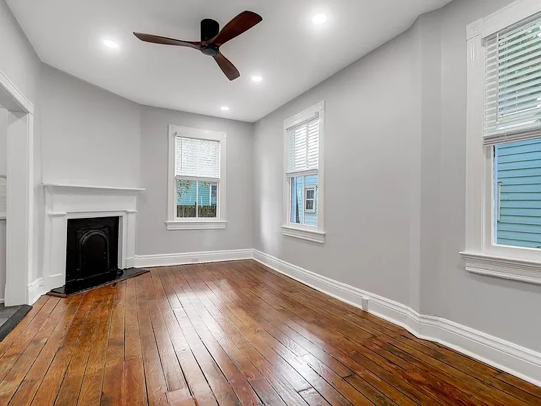 167 Fishburne St — Photo 30
