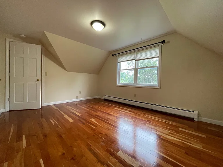 upstairs bedroom2