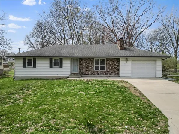 414 S Raum St, Lawson, MO 64062