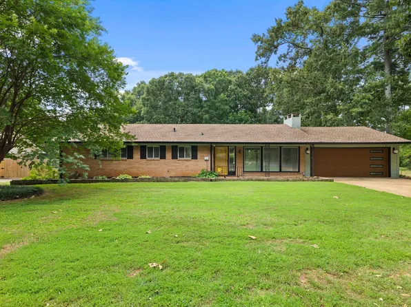 2132 Chickasaw Dr, Florence, AL 35630