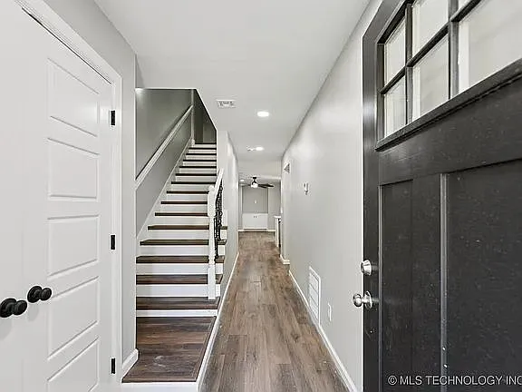 1307 N Tacoma Ave #A — Photo 2