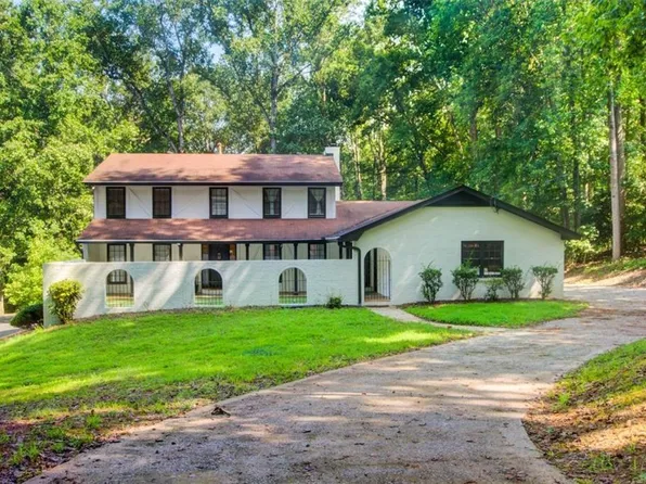 2085 High Point Trl SW, Atlanta, GA 30331