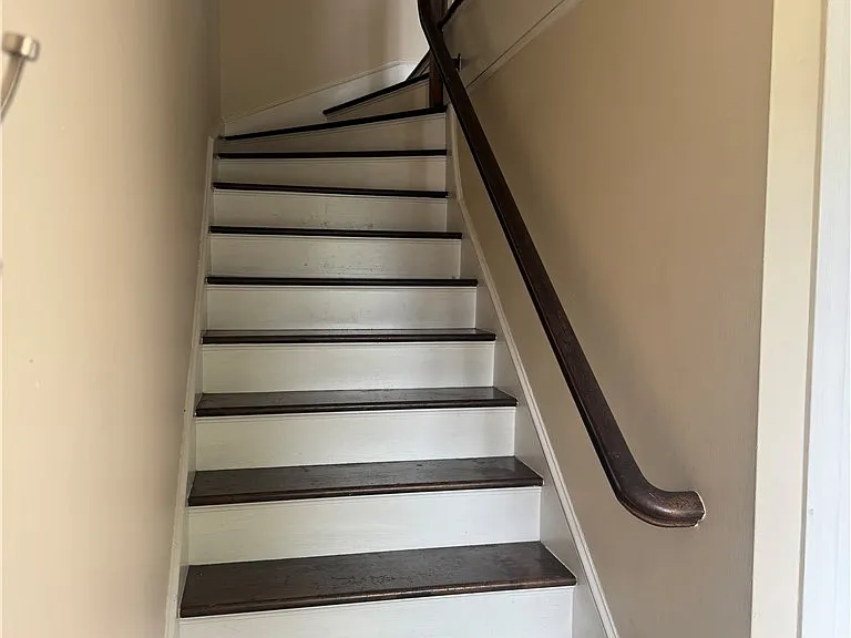 134 High Rd — Photo 2