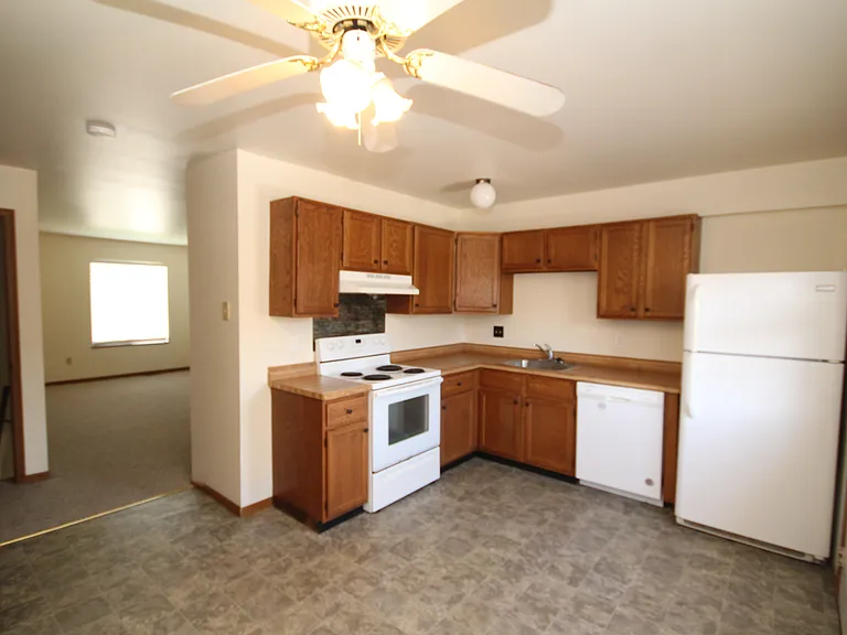2416 Falcons Way — Photo 4