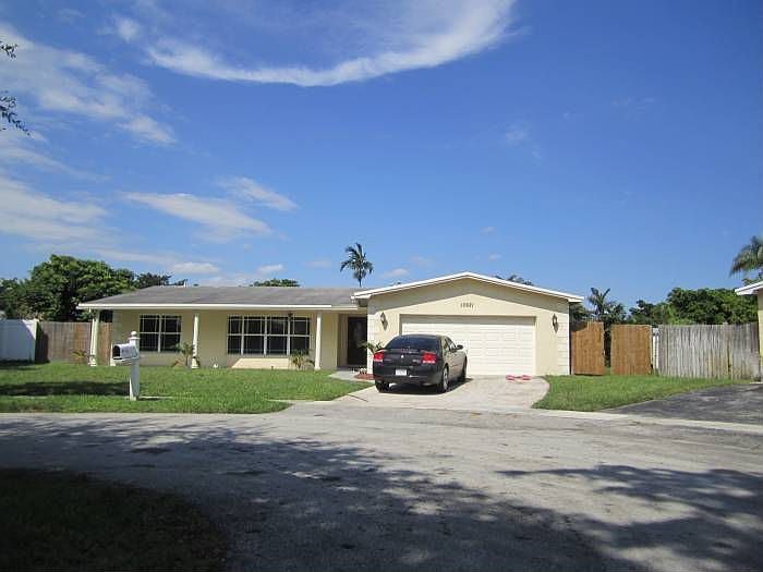 10621 NW 21st Ct, Pembroke Pines, FL 33026 Zillow