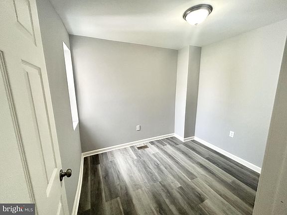 5th image of 2172 N Darien St #H