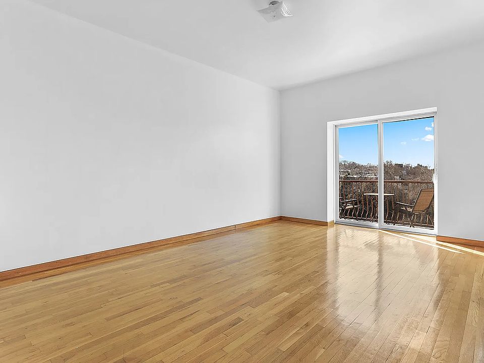 1st image of 279 Prospect Ave APT 4A