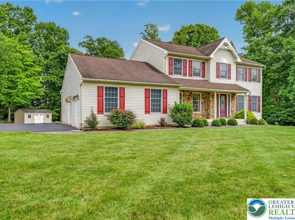 154 Red Oak Ln, Bangor, PA 18013